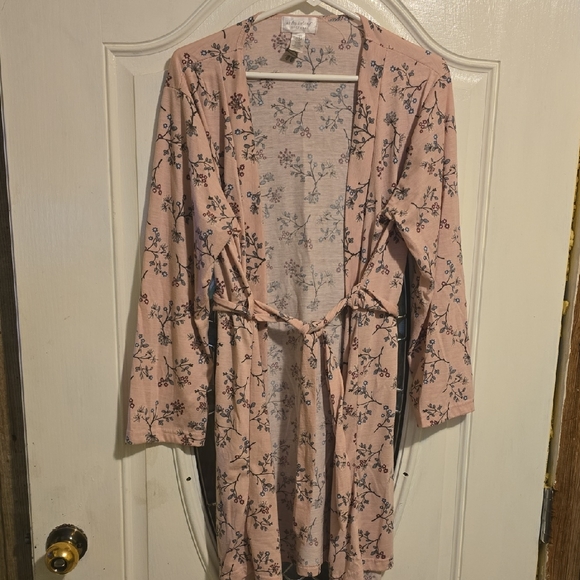 Kathy Ireland Floral Pink Kimono Cardigan - Picture 1 of 7